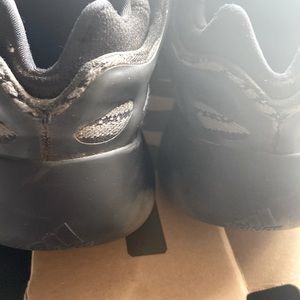 Yeezy 700v3 Dark glow